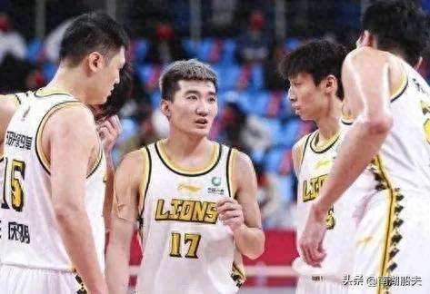 包含地主优势明显，南特主场击败强劲对手的词条
